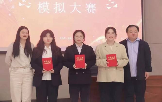 072531a36e456c66c25a28200c09791